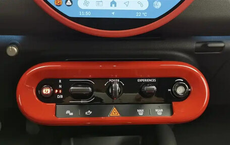 MINI Hatch, 2024 год, 2 500 000 рублей, 11 фотография