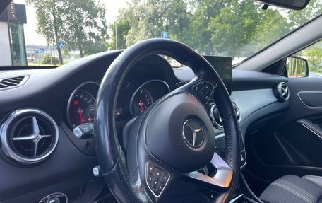 Mercedes-Benz GLA, 2019 год, 2 390 000 рублей, 11 фотография