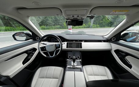 Land Rover Range Rover Evoque II, 2022 год, 3 950 000 рублей, 8 фотография
