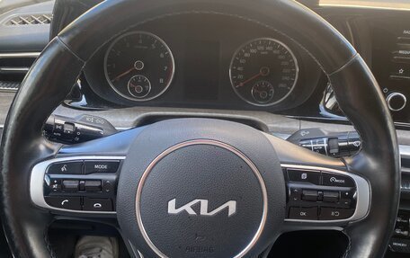 KIA K5, 2022 год, 2 400 000 рублей, 7 фотография