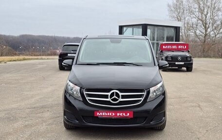 Mercedes-Benz V-Класс, 2015 год, 3 150 000 рублей, 2 фотография