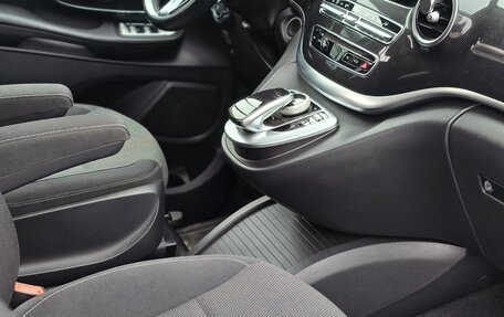 Mercedes-Benz V-Класс, 2015 год, 3 150 000 рублей, 6 фотография