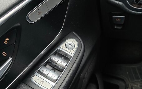 Mercedes-Benz V-Класс, 2015 год, 3 150 000 рублей, 13 фотография