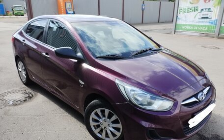 Hyundai Solaris II рестайлинг, 2013 год, 790 000 рублей, 3 фотография