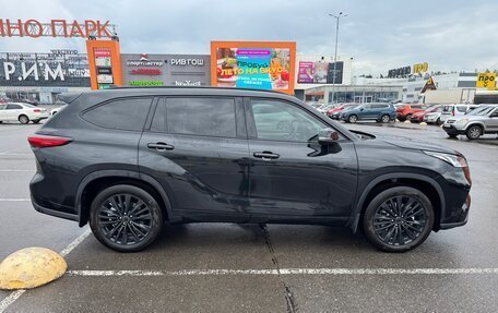 Toyota Highlander, 2024 год, 5 600 000 рублей, 5 фотография