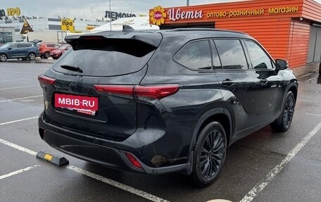 Toyota Highlander, 2024 год, 5 600 000 рублей, 7 фотография