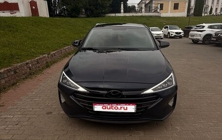 Hyundai Elantra VI рестайлинг, 2019 год, 1 300 000 рублей, 1 фотография