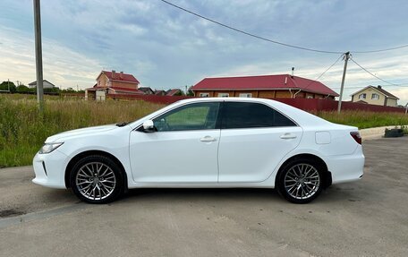 Toyota Camry, 2015 год, 1 690 000 рублей, 10 фотография