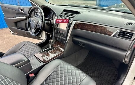 Toyota Camry, 2015 год, 1 690 000 рублей, 15 фотография