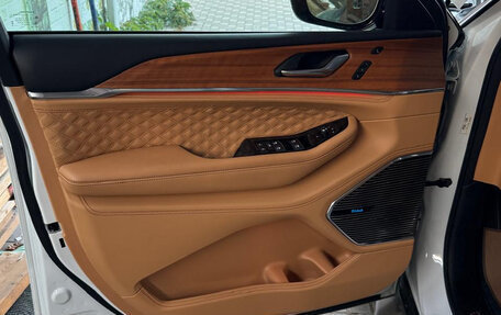 Jeep Grand Cherokee, 2024 год, 12 500 000 рублей, 9 фотография