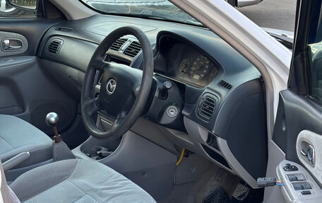 Mazda Familia, 2001 год, 210 000 рублей, 24 фотография
