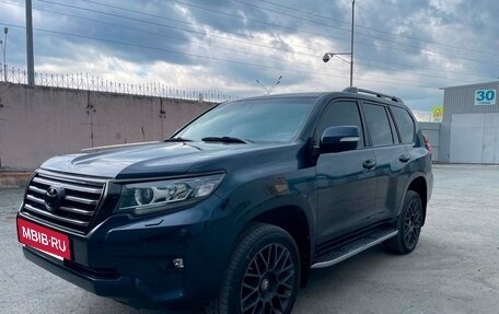 Toyota Land Cruiser Prado 150 рестайлинг 2, 2018 год, 6 170 000 рублей, 3 фотография