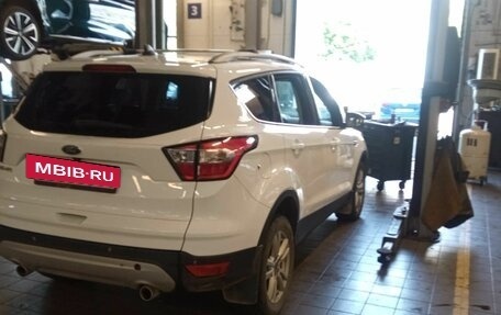 Ford Kuga III, 2017 год, 1 350 000 рублей, 3 фотография