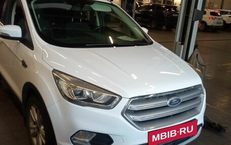 Ford Kuga III, 2017 год, 1 350 000 рублей, 2 фотография
