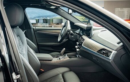 BMW 5 серия, 2022 год, 4 911 380 рублей, 22 фотография