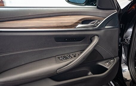 BMW 5 серия, 2022 год, 4 911 380 рублей, 24 фотография