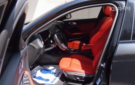 BMW 1 серия, 2022 год, 2 380 000 рублей, 12 фотография