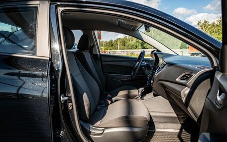 Hyundai Solaris II рестайлинг, 2022 год, 1 800 000 рублей, 9 фотография
