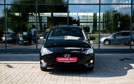 Hyundai Solaris II рестайлинг, 2022 год, 1 800 000 рублей, 3 фотография