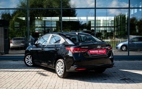 Hyundai Solaris II рестайлинг, 2022 год, 1 800 000 рублей, 2 фотография