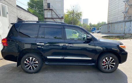 Toyota Land Cruiser 200, 2013 год, 3 500 000 рублей, 2 фотография
