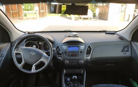 Hyundai ix35 I рестайлинг, 2014 год, 1 200 000 рублей, 2 фотография