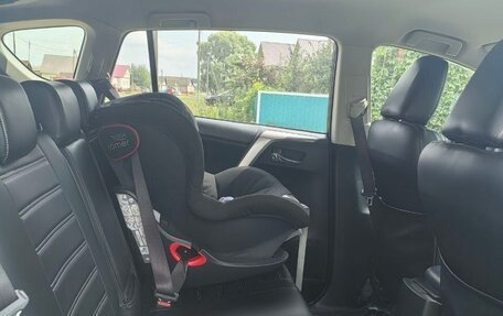 Toyota RAV4, 2016 год, 2 103 000 рублей, 4 фотография