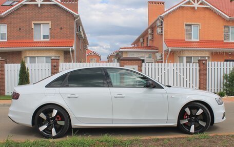 Audi A4, 2013 год, 1 990 000 рублей, 16 фотография