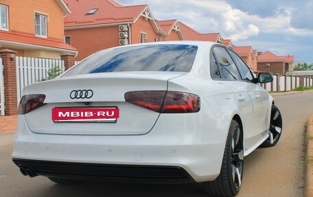Audi A4, 2013 год, 1 990 000 рублей, 4 фотография