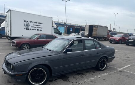 BMW 5 серия, 1989 год, 390 000 рублей, 2 фотография