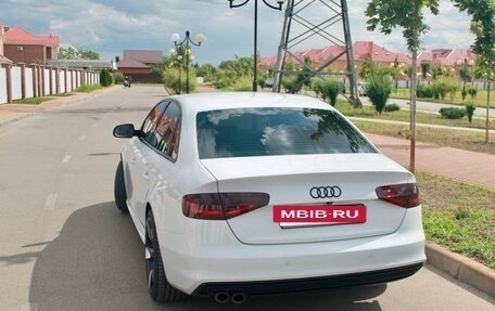 Audi A4, 2013 год, 1 990 000 рублей, 35 фотография
