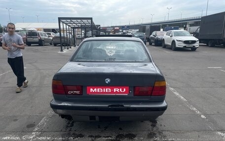 BMW 5 серия, 1989 год, 390 000 рублей, 3 фотография
