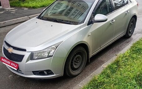 Chevrolet Cruze II, 2009 год, 470 000 рублей, 2 фотография