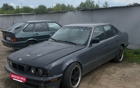 BMW 5 серия, 1989 год, 390 000 рублей, 10 фотография