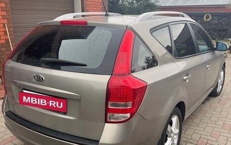 KIA cee'd I рестайлинг, 2010 год, 740 000 рублей, 5 фотография