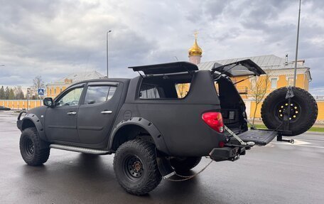 Mitsubishi L200 IV рестайлинг, 2014 год, 3 200 000 рублей, 3 фотография