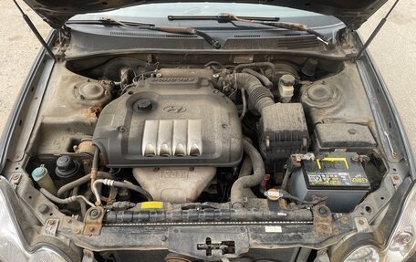 Hyundai Sonata IV рестайлинг, 2005 год, 350 000 рублей, 10 фотография