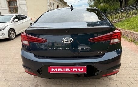 Hyundai Elantra VI рестайлинг, 2019 год, 1 300 000 рублей, 2 фотография