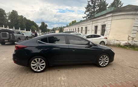Hyundai Elantra VI рестайлинг, 2019 год, 1 300 000 рублей, 13 фотография