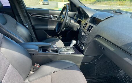 Mercedes-Benz C-Класс, 2010 год, 1 150 000 рублей, 9 фотография
