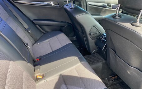 Mercedes-Benz C-Класс, 2010 год, 1 150 000 рублей, 10 фотография