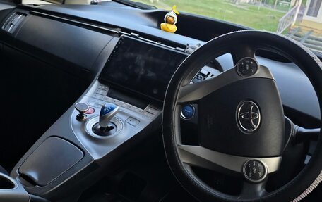Toyota Prius, 2012 год, 1 200 000 рублей, 8 фотография