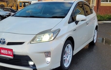 Toyota Prius, 2012 год, 1 200 000 рублей, 2 фотография