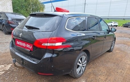 Peugeot 308 II, 2018 год, 1 200 000 рублей, 8 фотография