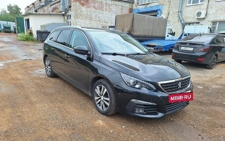 Peugeot 308 II, 2018 год, 1 200 000 рублей, 3 фотография