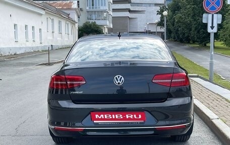 Volkswagen Passat B8 рестайлинг, 2019 год, 2 850 000 рублей, 14 фотография