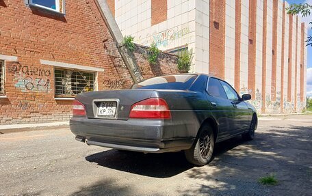 Nissan Laurel VIII, 2000 год, 390 000 рублей, 3 фотография