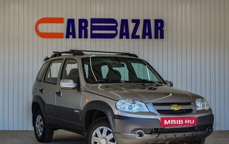 Chevrolet Niva I рестайлинг, 2010 год, 449 000 рублей, 2 фотография