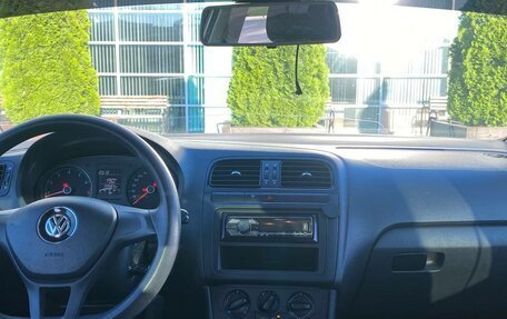 Volkswagen Polo VI (EU Market), 2017 год, 885 000 рублей, 3 фотография