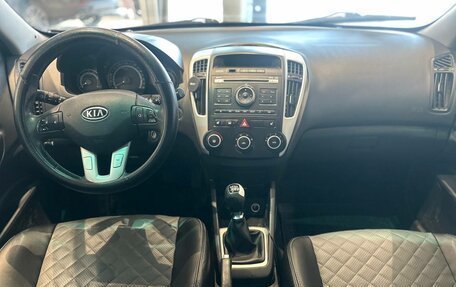 KIA cee'd I рестайлинг, 2011 год, 695 000 рублей, 3 фотография